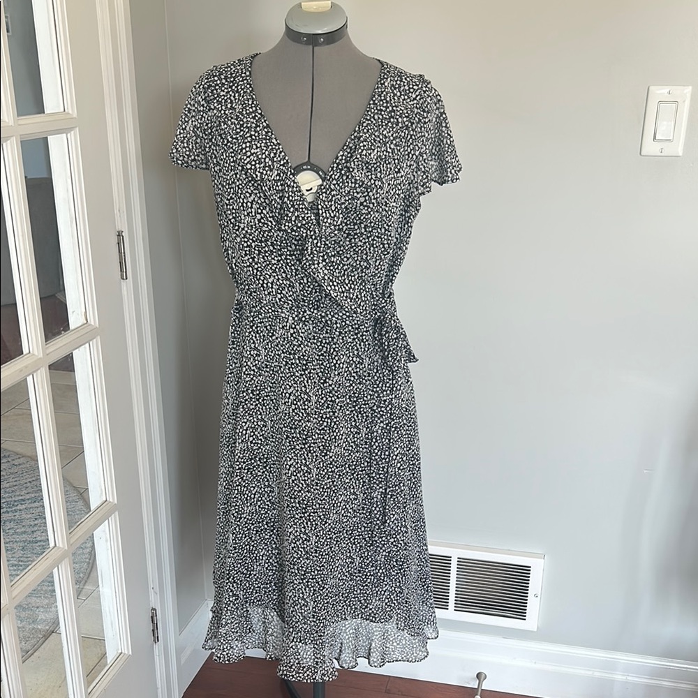 Danny & Nicole Black and White Flutter Sleeve Faux Wrap Midi Dress